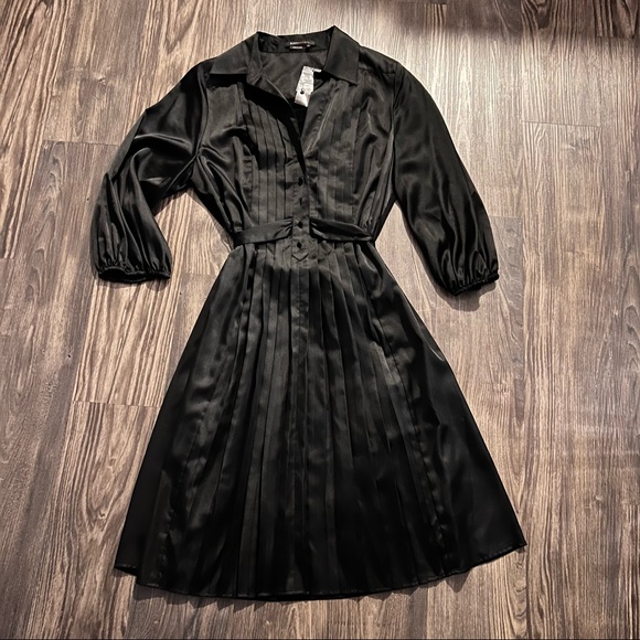 BCBGMaxAzria NWT Black Front Pleated Silk Blend Waist Tie Dress - Picture 3 of 16